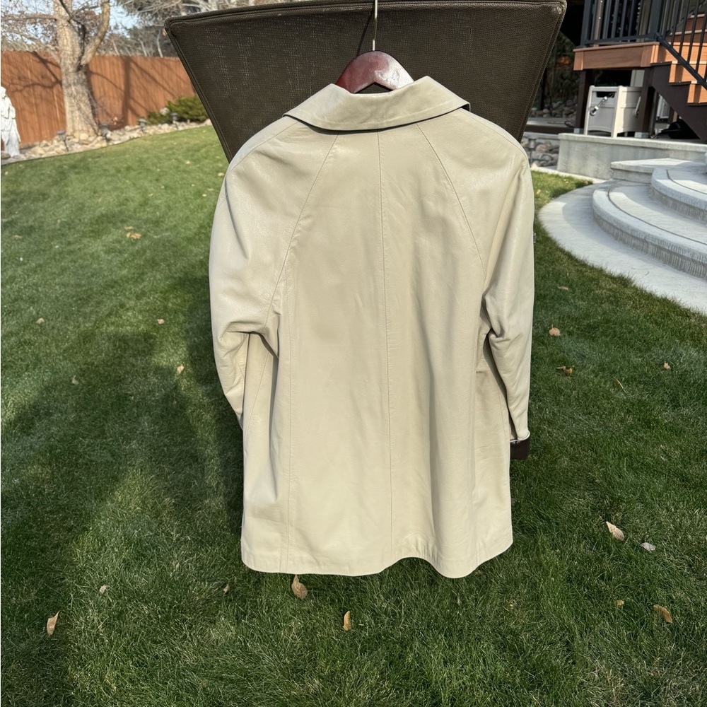NWT Vintage Italian Leather Trench Coat - Picture 9 of 16